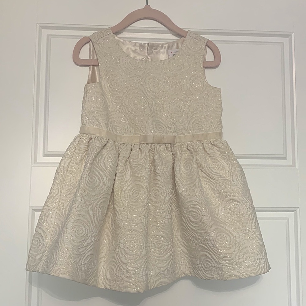 children’s place 2T dress gold ivory gold shimmer